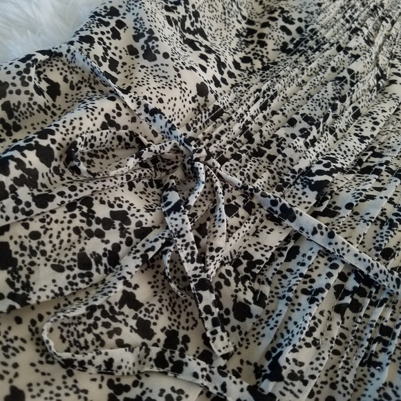 H&M Dress - Picture 7 of 11